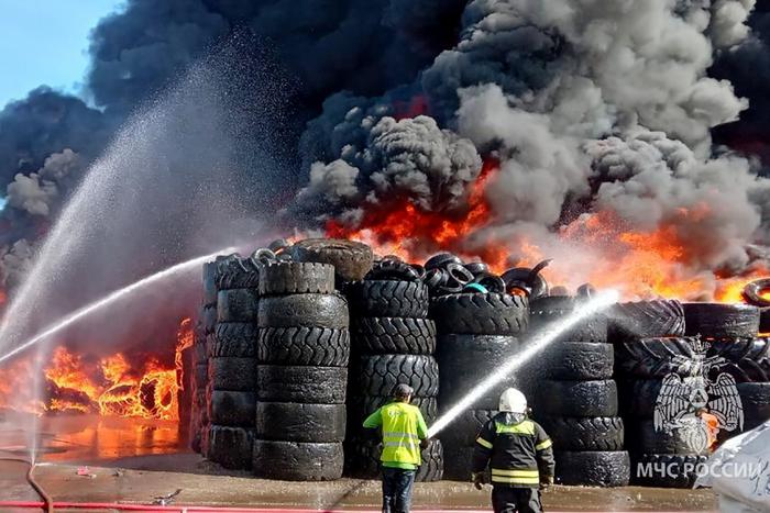 В подмосковном Дзержинском локализовали сильный пожар