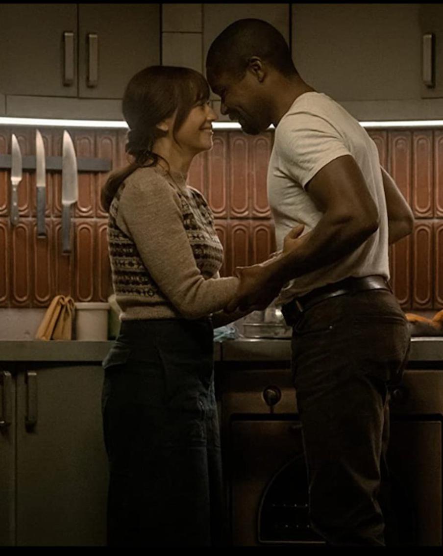 Перед смертью нужно протереть окно. Metro оценило сериальную новинку – антиутопию "Укрытие"