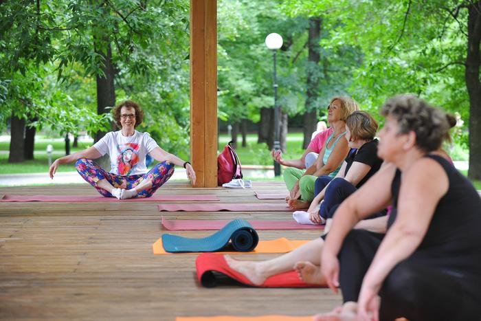 Все возрасты счастливы в Москве: как город поддерживает детей, молодых, зрелых и пожилых