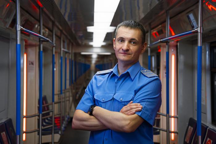 Машинист-блогер стал звездой в Интернете. Его видео набирают миллионы просмотров