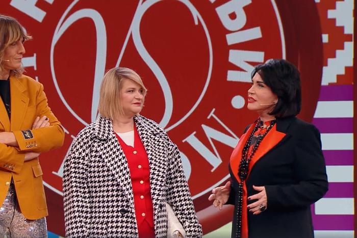 Добрый и злой зрители выделили плюсы и минусы нового шоу "Модный vs Народный"