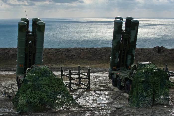 Ночью в Крыму силы ПВО сбили четыре беспилотника