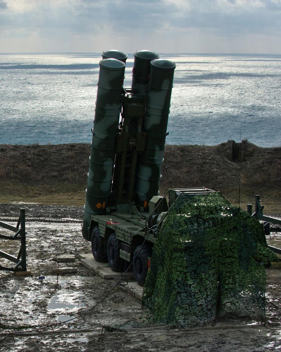 Ночью в Крыму силы ПВО сбили четыре беспилотника