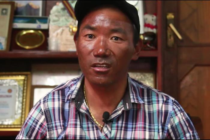 Восходитель на Эверест побил свой рекорд по числу подъёмов на вершину