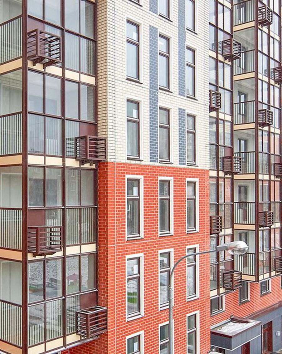 В Дмитровском районе столицы расселили десять домов по программе реновации. Новостройки продолжают возводить