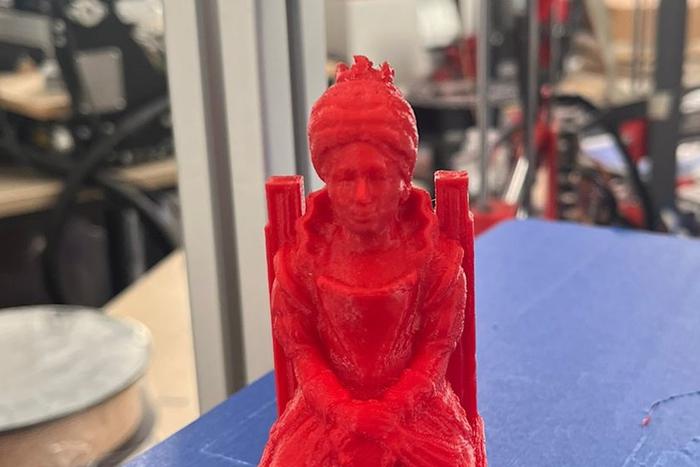 "Съесть" учителей и одноклассников теперь можно на шахматной доске