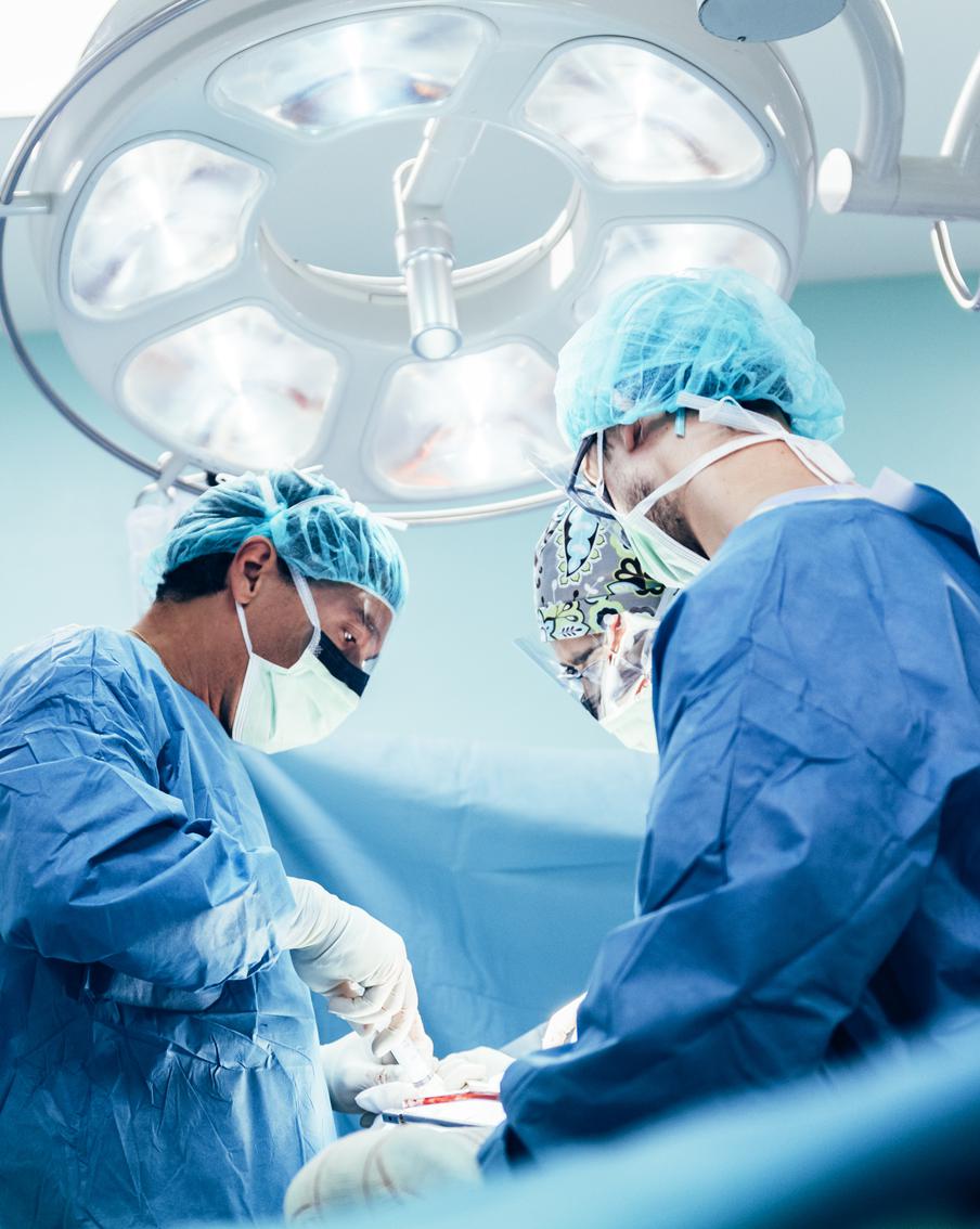 В Хабаровске впервые в России имплантировали биопротез аортального клапана