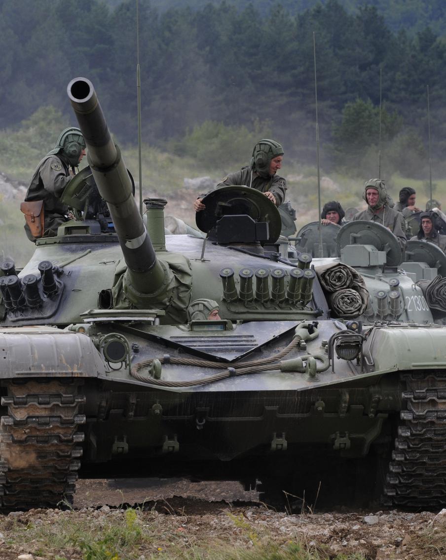 Армию Сербии привели в полную боеготовность