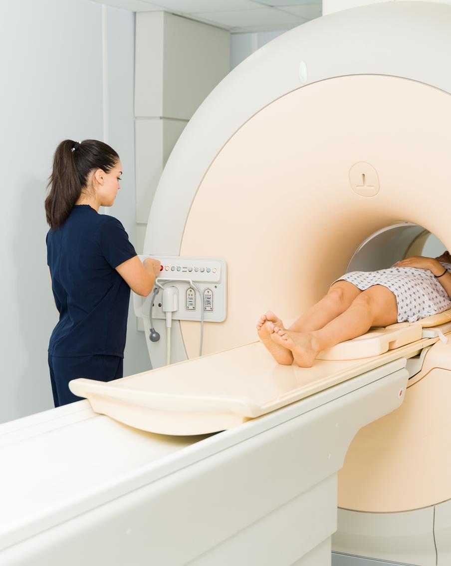 Искусственный интеллект продвинулся в чтении мыслей: насколько опасна эта технология?