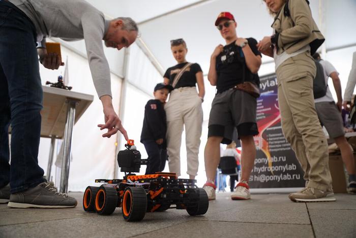 Фестиваль Geek Picnic представил последнее слово науки: технологии для расслабления, веселья и очищения