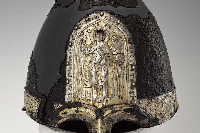 Братья по оружию. В Кремле святые объединились с историческими персонажами