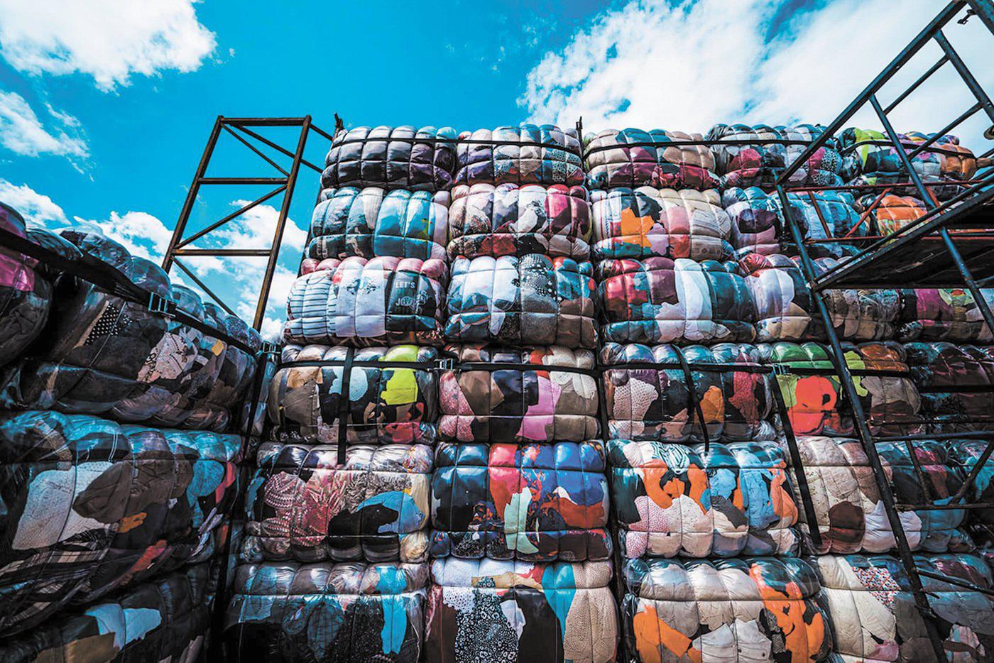 Вам нечего надеть, а им нечем дышать.