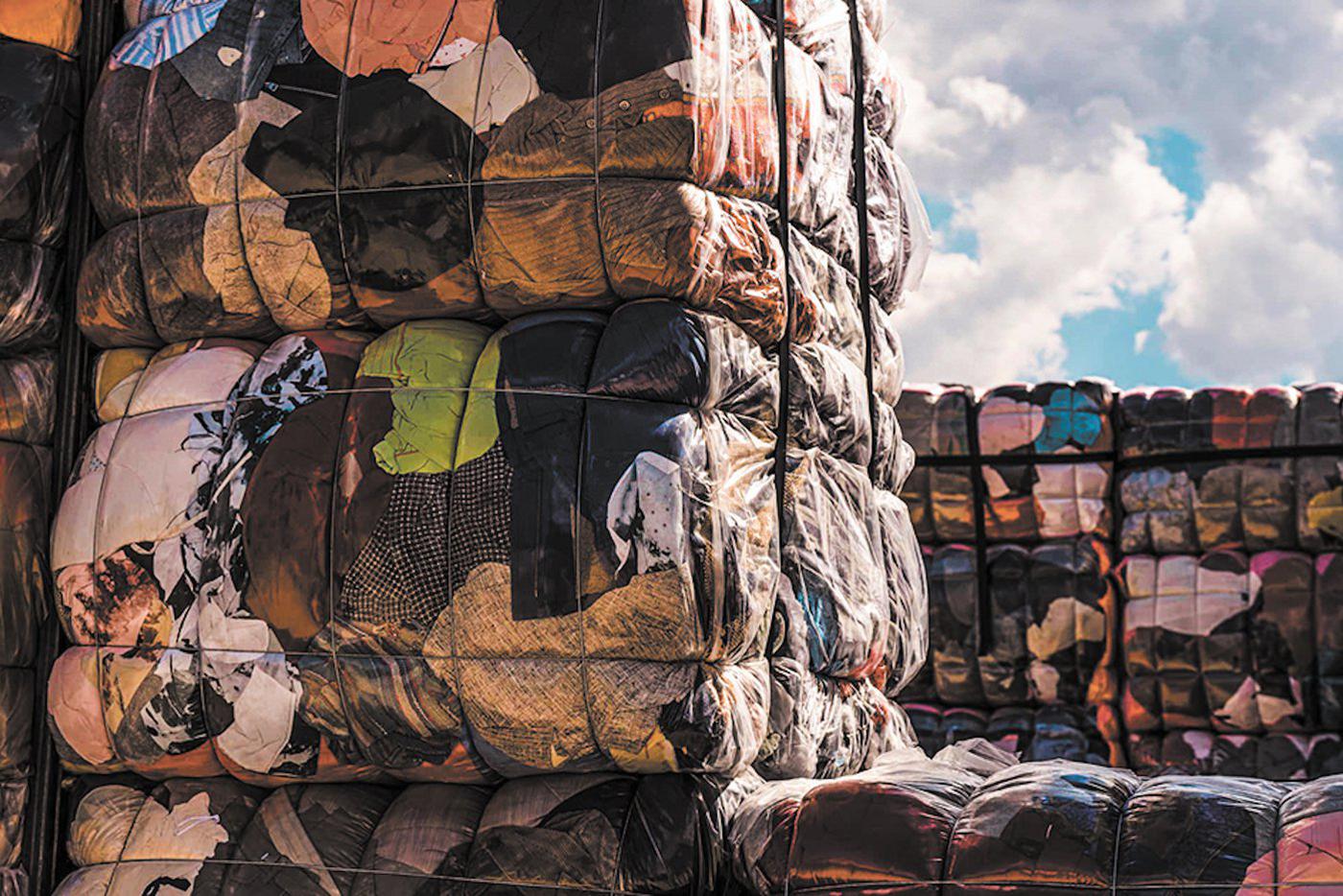 Европа заваливает Африку одеждой.