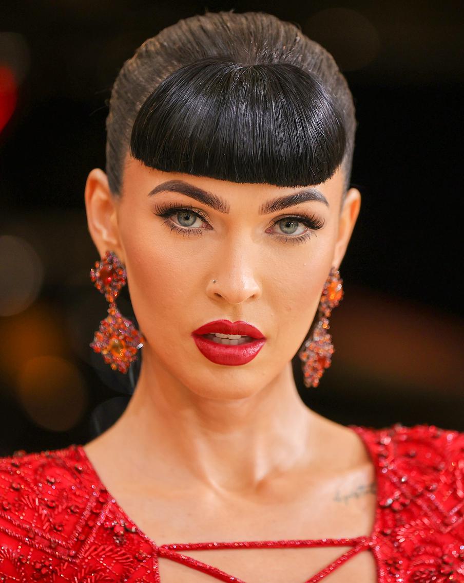 Одна из самых красивых женщин мира не любит своё тело. Меган Фокс призналась, что давно страдает дисморфофобией