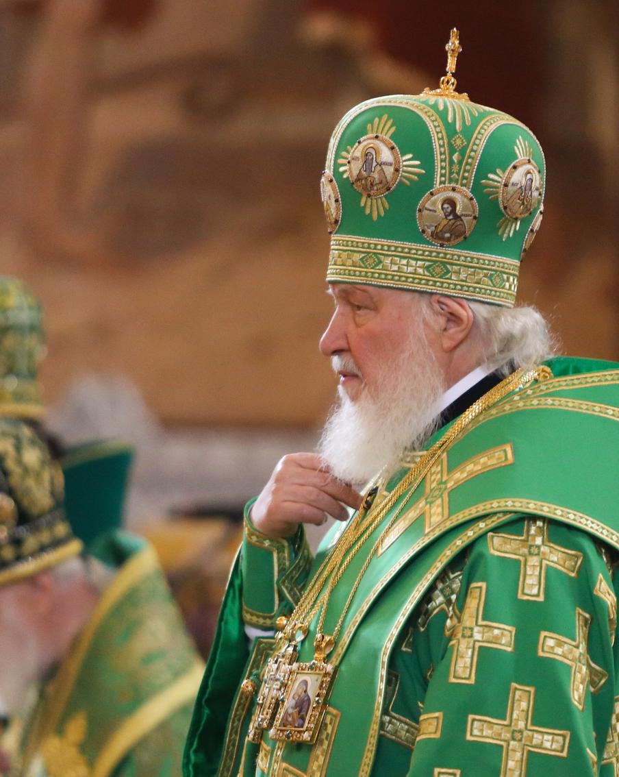 Христиане отмечают День Святой Троицы: праздничную литургию совершил патриарх Кирилл