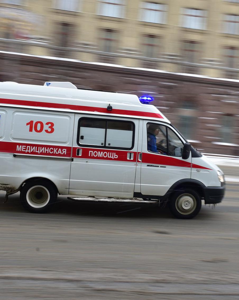 В Москве электропоезд травмировал трёх человек