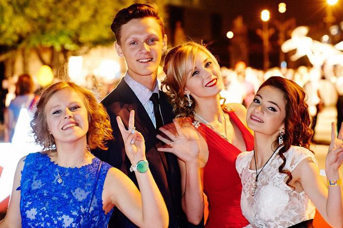 Парк Горького будет открыт только для выпускников на время проведения праздника окончания школы