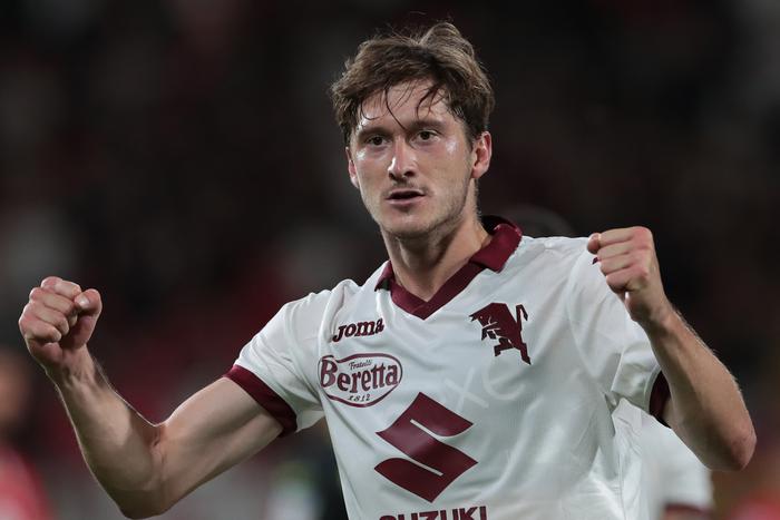 Миранчук впечатлил, Лунёв разочаровал: как провели сезон наши футболисты-легионеры