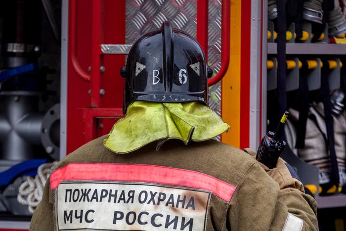 10-летнего мальчика из Первоуральска наградит МЧС: он спас во время пожара свою маму и племянницу