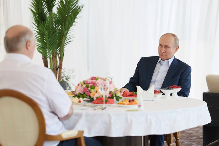 Россия скоро начнёт размещать своё оружие в Белоруссии