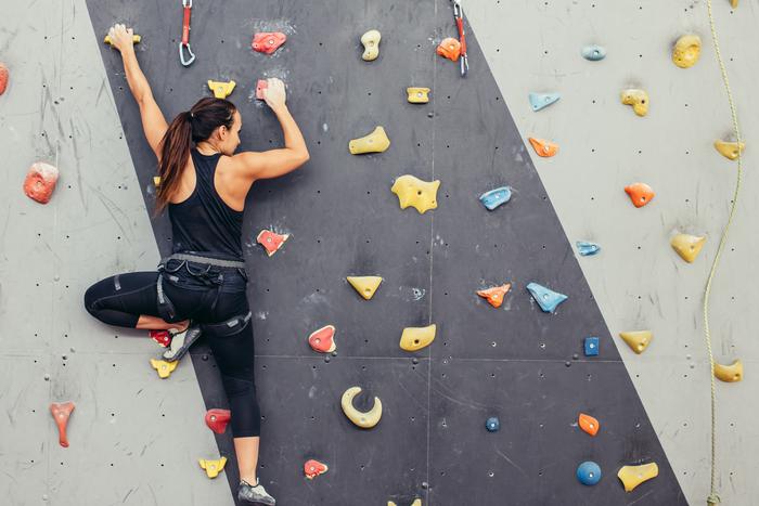 Российских и белорусских скалолазов допустят к соревнованиям: с 2024 года атлеты смогут выступать в нейтральном статусе на мероприятиях под эгидой IFSC