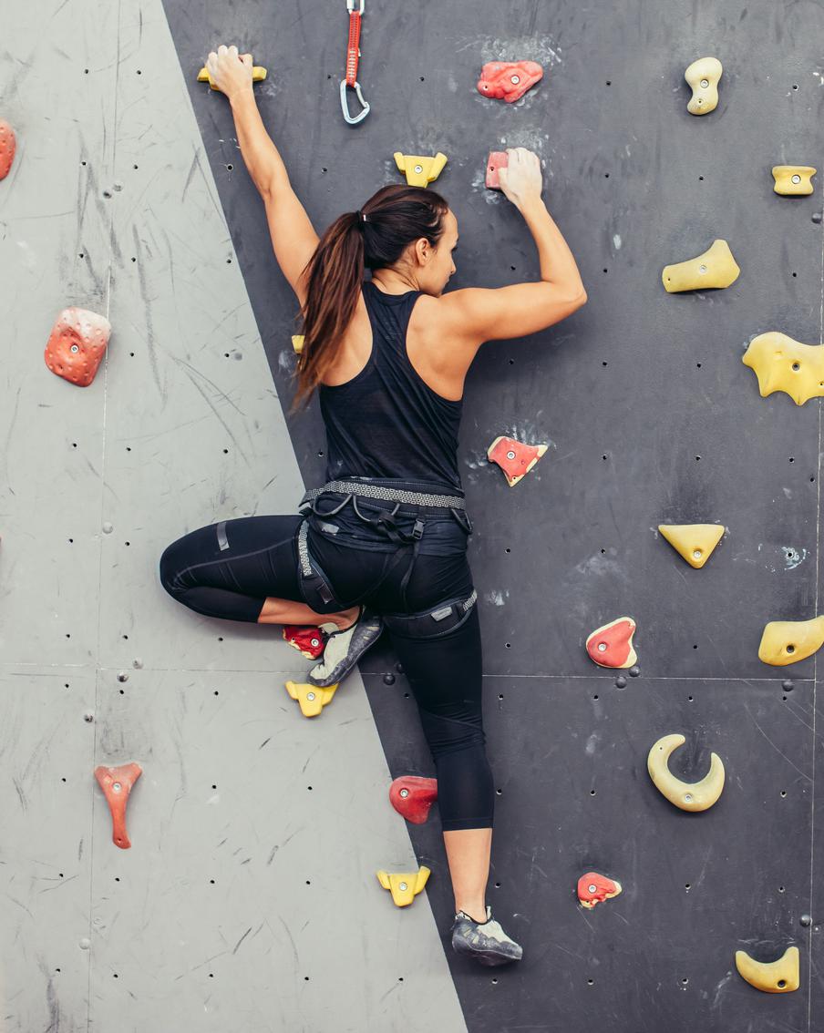 Российских и белорусских скалолазов допустят к соревнованиям: с 2024 года атлеты смогут выступать в нейтральном статусе на мероприятиях под эгидой IFSC