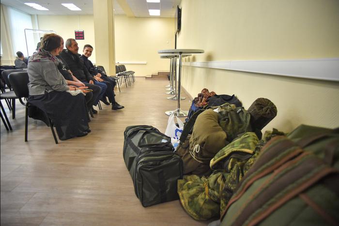 Будущие контрактники рассказали о готовности помочь стране в трудный момент