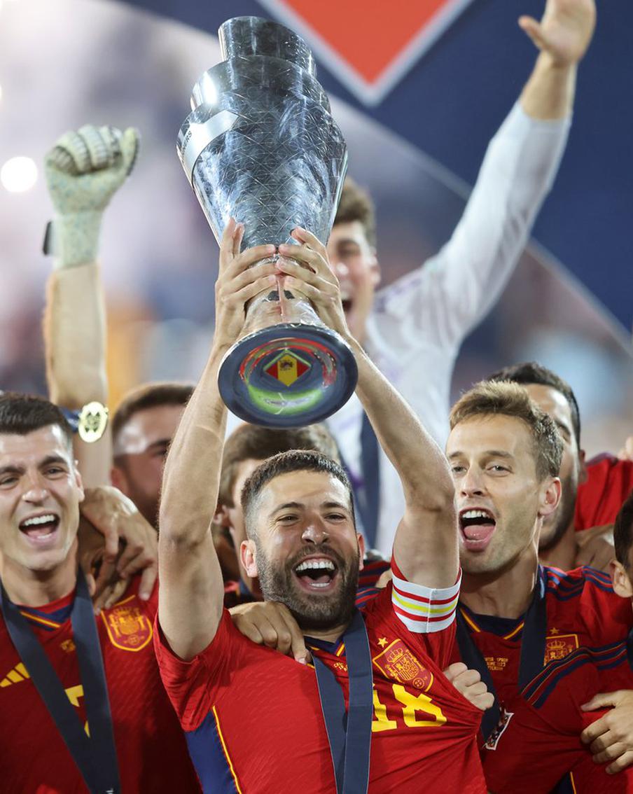 "Красная фурия" снова лучшая: спустя 11 лет сборная Испании выиграла трофей