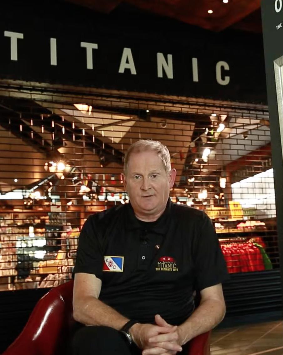 Один из пропавших членов погружения к "Титанику" вышел на связь