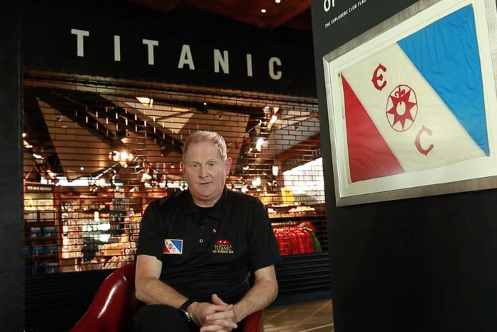 Один из пропавших членов погружения к "Титанику" вышел на связь