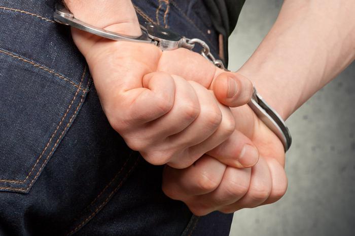 В Хабаровском крае задержали мужчину за госизмену: он через криптовалюту поддерживал ВСУ