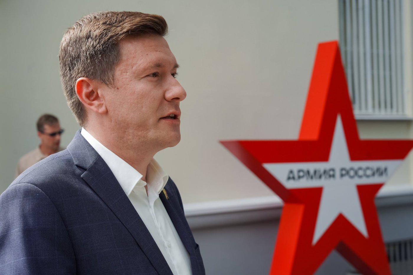 Депутат Мосгордумы Александр Козлов оценил работу пункта отбора на военную службу