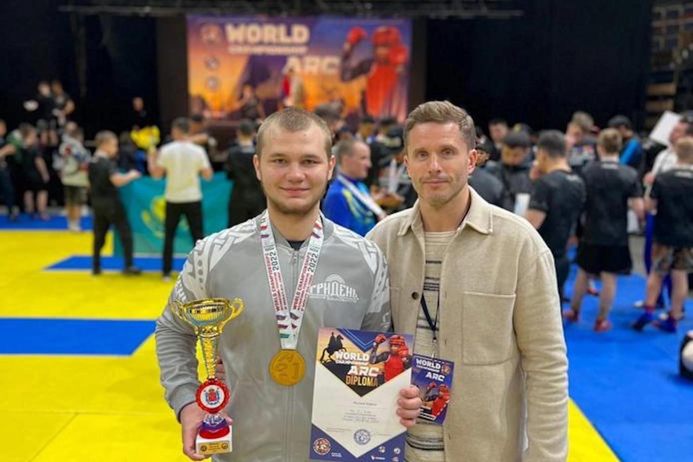 Юный чемпион мира равняется на Емельяненко: Кирилл Кульков выиграл чемпионат по абсолютно реальному бою