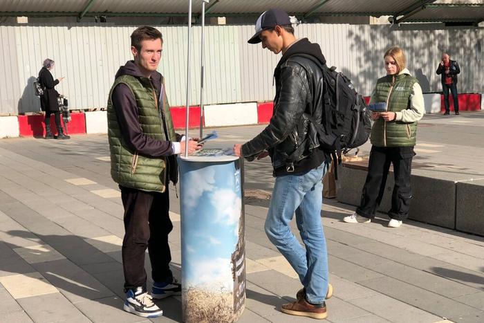 Будущие контрактники рассказали, что идут служить в зону СВО, чтобы защитить детей