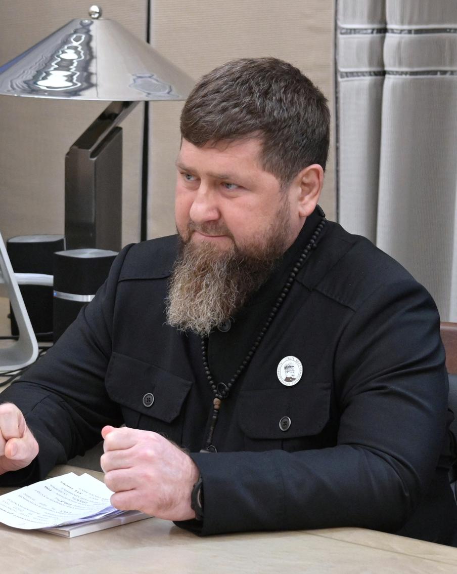 Чеченские бойцы выехали в зоны напряжённости: об этом заявил глава республики Рамзан Кадыров