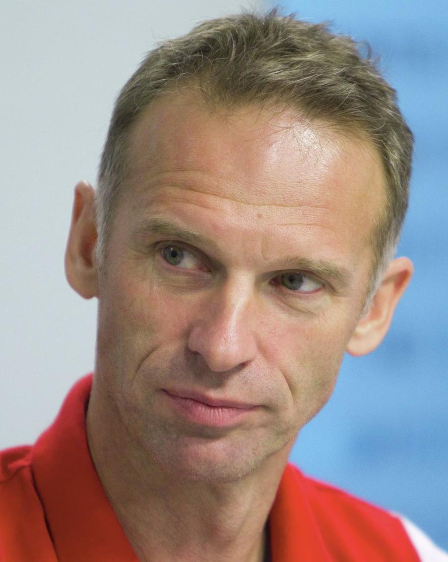 Легендарный хоккеист Гашек выступит в Европарламенте: он хочет предложить отстранить россиян и белорусов от соревнований