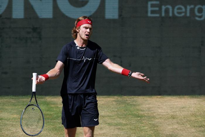 Андрей Рублёв не справился с Бубликом: россиянин проиграл в финале турнира в Германии