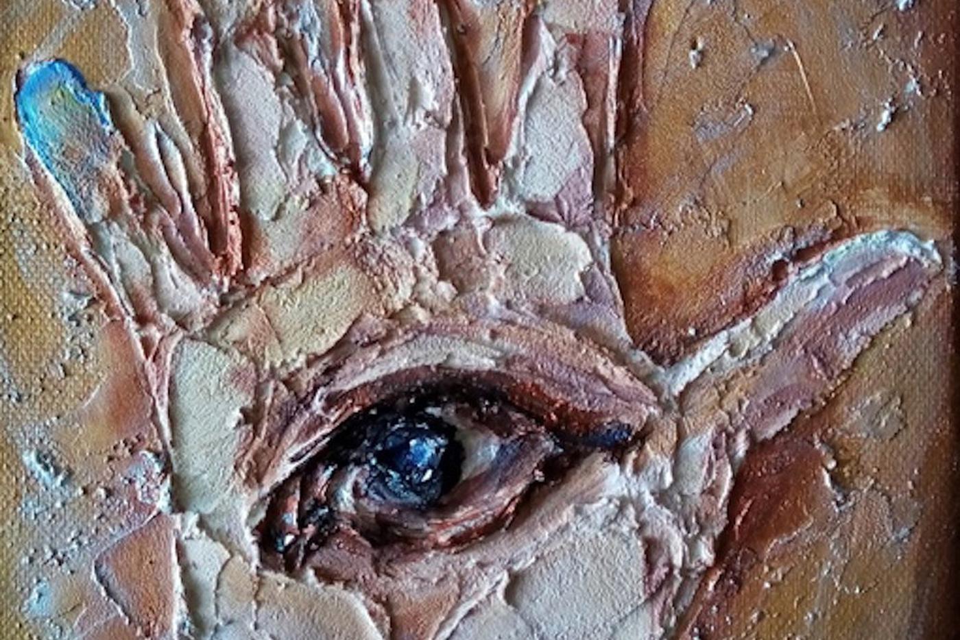 На ВДНХ выставили картины, которые трогают. Во всех смыслах этого слова