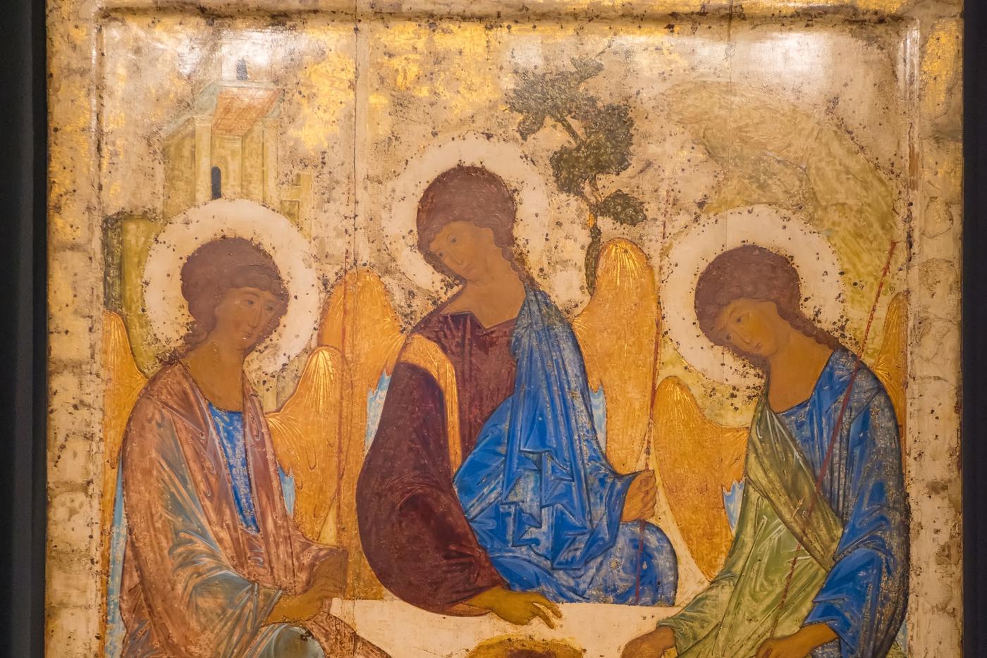 Третьяковка внимательно следит за состоянием "Троицы": ежедневно по несколько раз замеряются температура и влажность