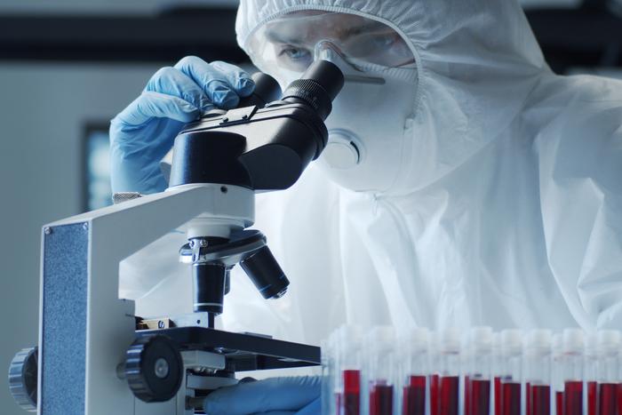 В Туве госпитализирован мужчина с подозрением на сибирскую язву: врачи оценивают его состояние как тяжёлое