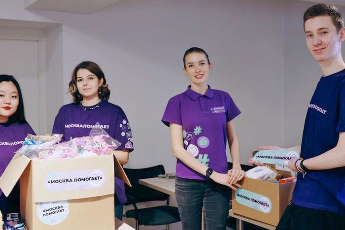 Потенциал волонтерского движения Москвы вырастет за счет обучения добровольцев, считает сенатор Святенко