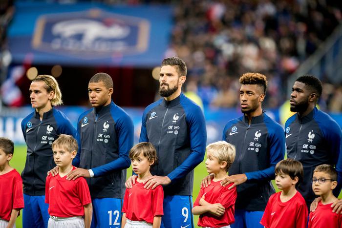 Сборная Франции по футболу обратилась к протестующим