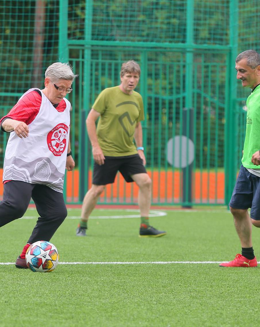 76-летняя москвичка планирует играть в футбол до конца жизни