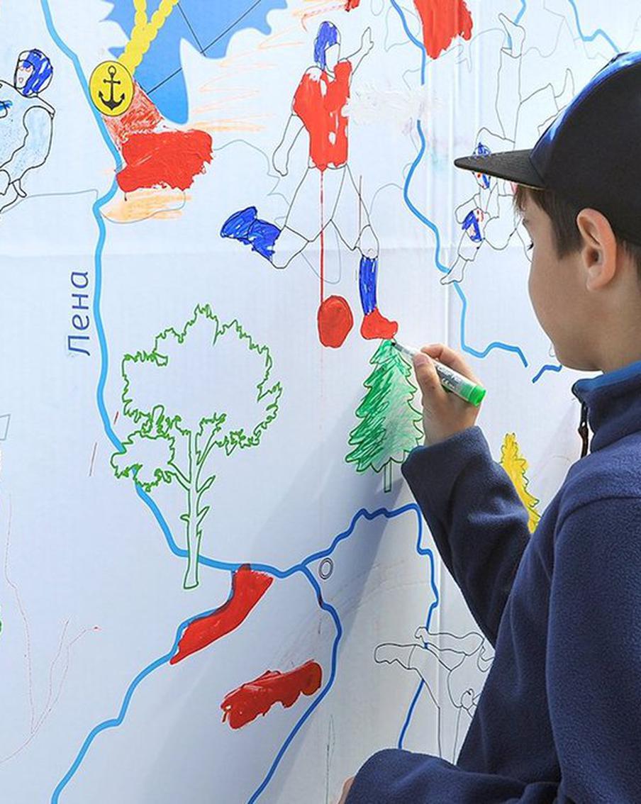 Дворец пионеров засияет новыми красками после реставрации и обновления парковой зоны