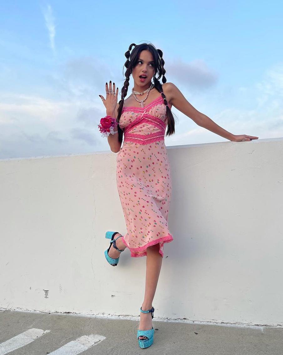 Оливия Родриго.