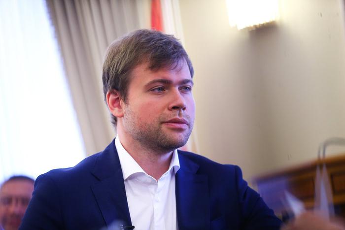 Леонид Зюганов предоставил документы в Мосгоризбирком на регистрацию кандидатом в мэры Москвы