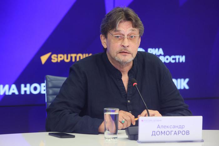 Александр Домогаров отметит свой юбилей в роли Арбенина в спектакле "Маскарад"