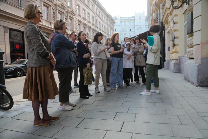 Авторы 17 лучших экскурсий по столице победили в конкурсе "Покажи Москву!"