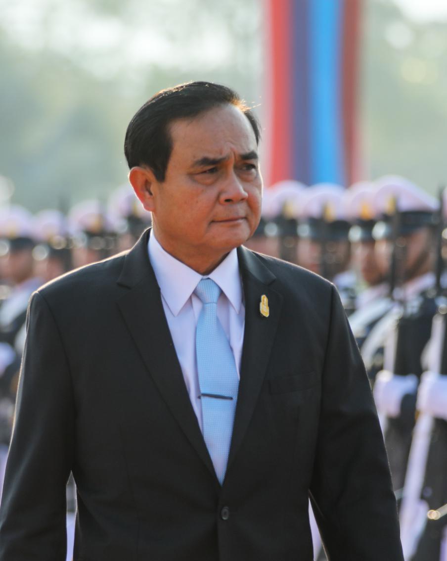 Премьер Таиланда объявил об уходе из политики