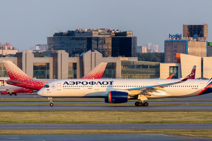 Аэрофлот набирает сотрудников: до конца года примут на работу более 900 бортпроводников